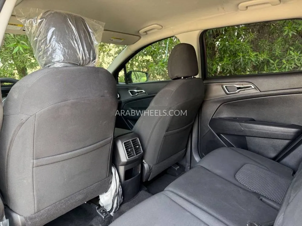 Kia Sportage 2023 for Sale in Sharjah Image-24