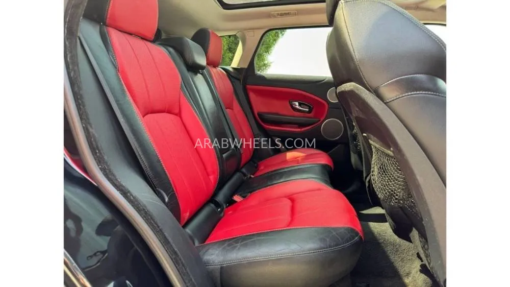 Land Rover Range Rover Evoque 2018 for Sale in Sharjah Image-19