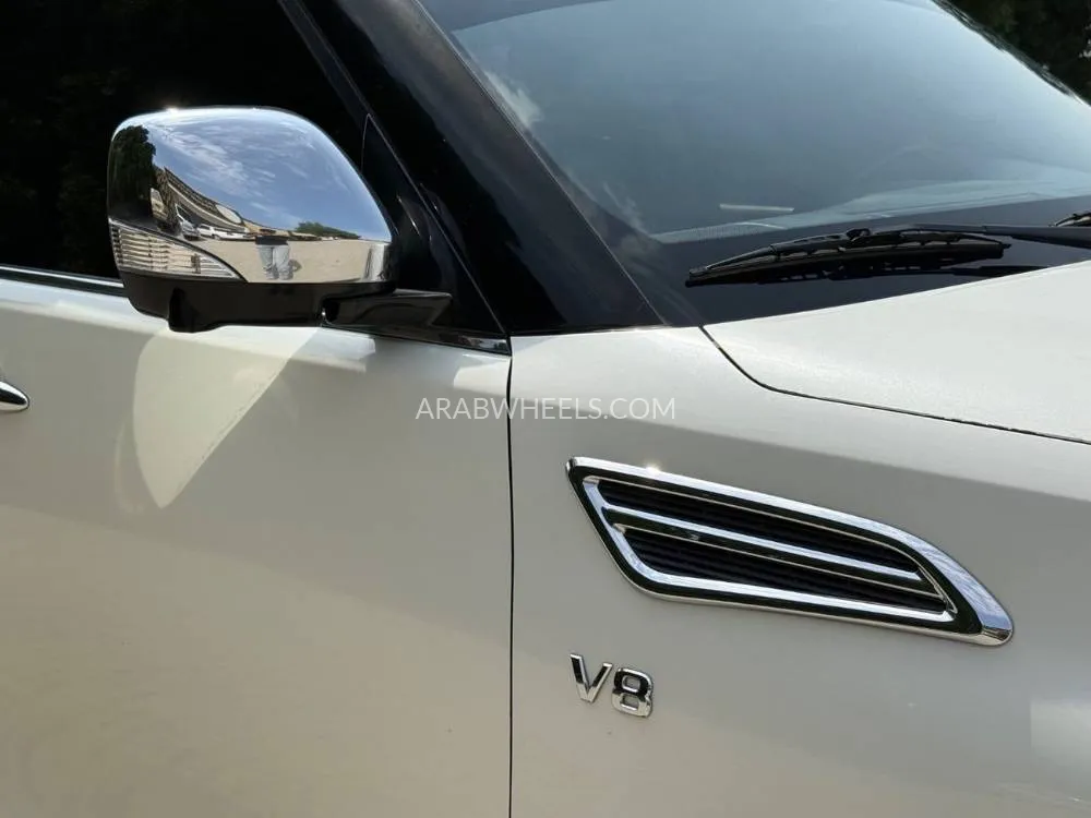 Nissan Patrol 2015 for Sale in Sharjah Image-8