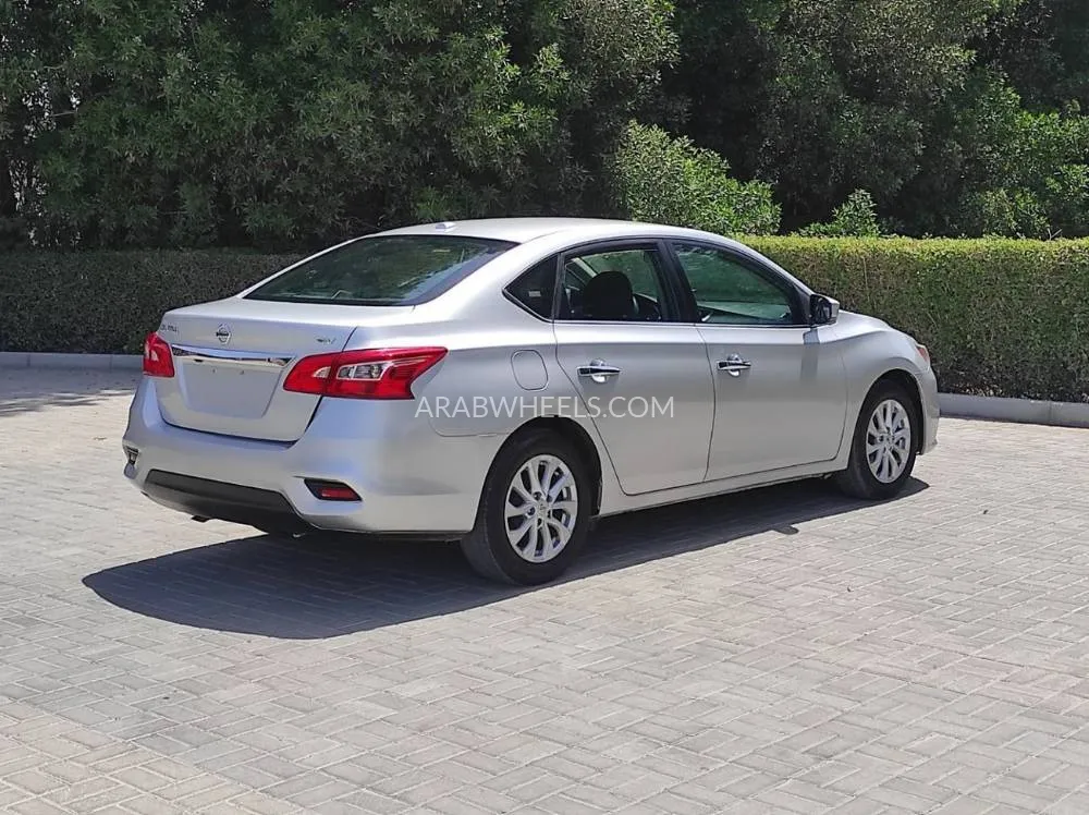Nissan Sentra 2019 for Sale in Sharjah Image-3