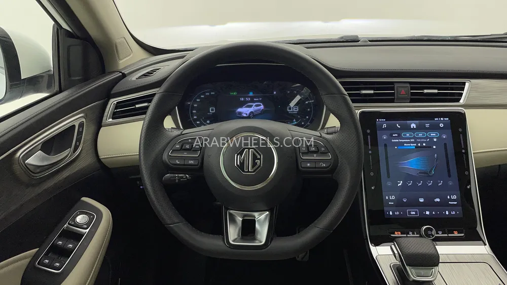 إم جي RX5 2025 for Sale in دبي Image-19