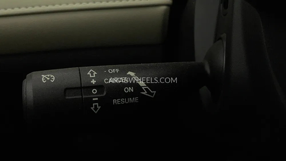 إم جي RX5 2025 for Sale in دبي Image-22