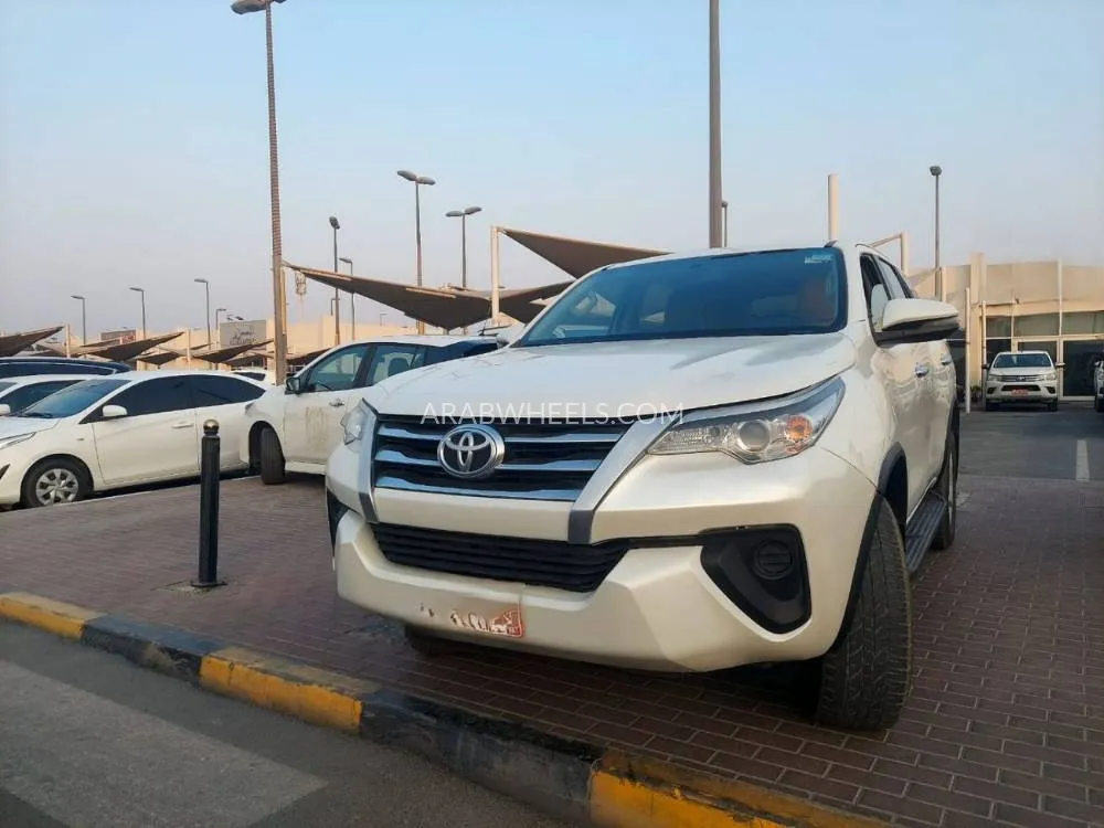 Toyota Fortuner 2019 for Sale in Ajman Image-1