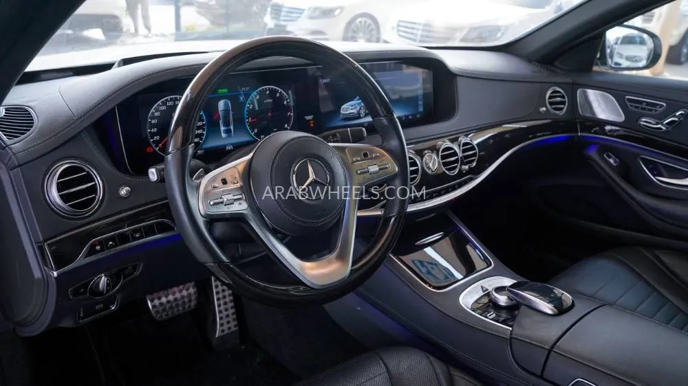 Mercedes Benz CLS Class 2019 for Sale in Dubai Image-4