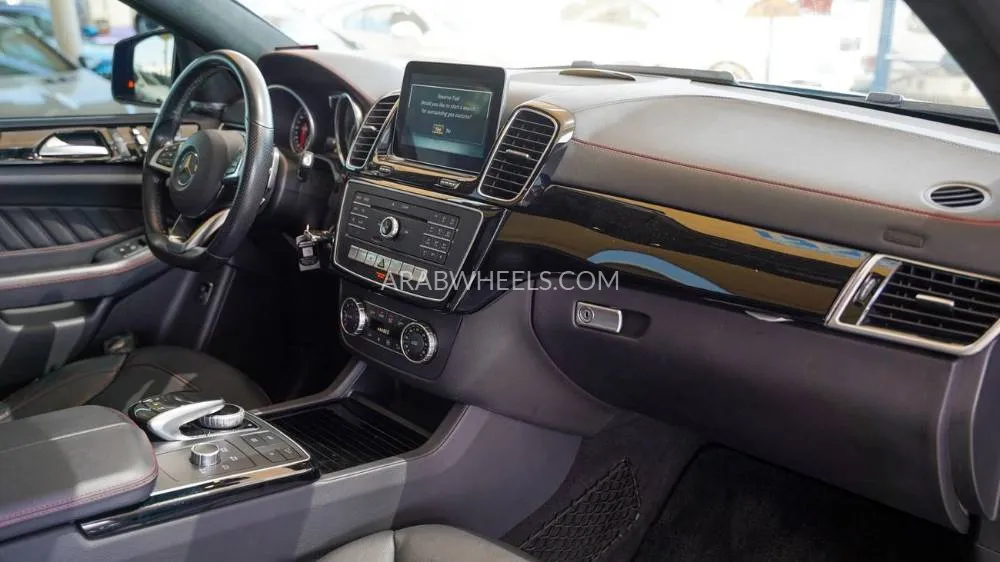 Mercedes Benz GLE Class 2017 for Sale in Dubai Image-10