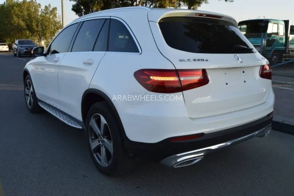 Mercedes Benz GLC Class 2018 for Sale in Dubai Image-6