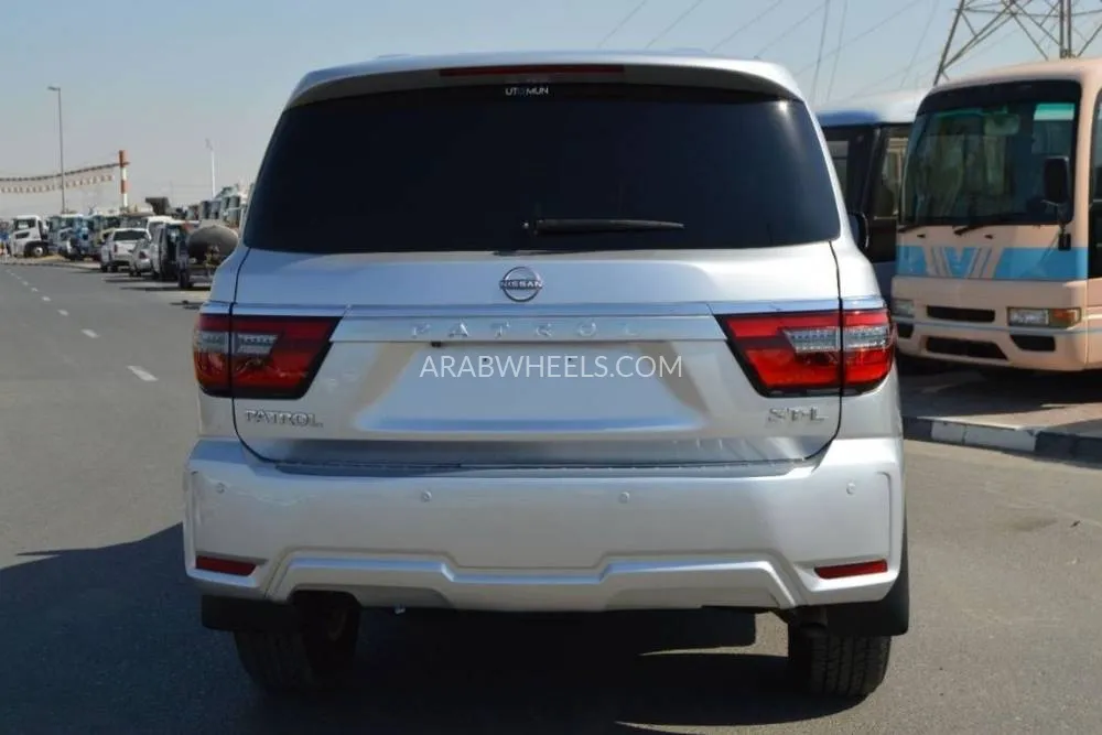 Nissan Patrol 2014 for Sale in Dubai Image-4