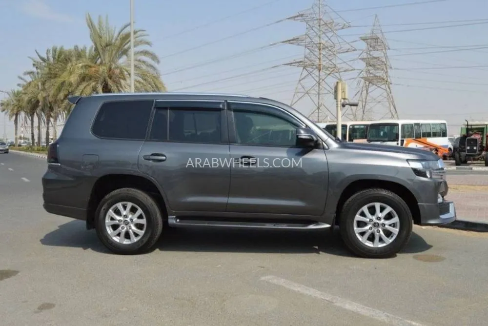 Toyota Land Cruiser 2014 for Sale in Dubai Image-7