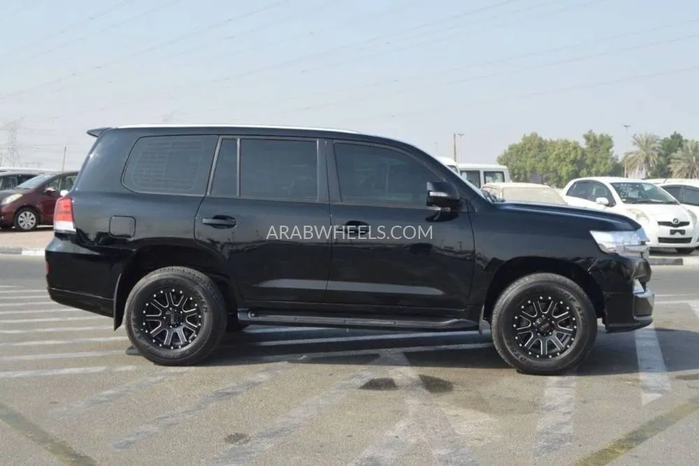 Toyota Land Cruiser 2010 for Sale in Dubai Image-5