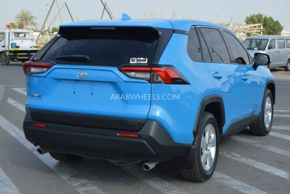 Toyota Rav4 2019 for Sale in Dubai Image-3