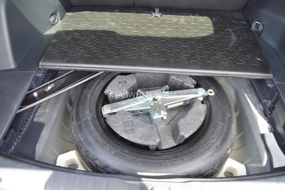 Toyota Rav4 2020 for Sale in Dubai Image-11