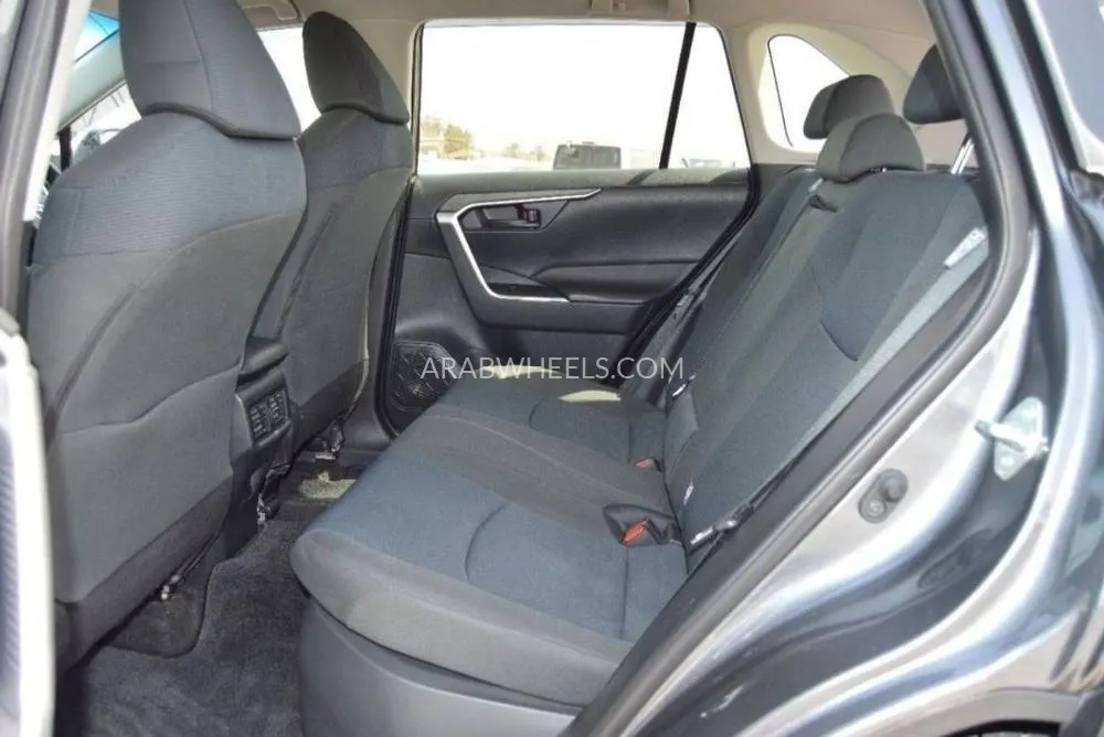 Toyota Rav4 2020 for Sale in Dubai Image-13