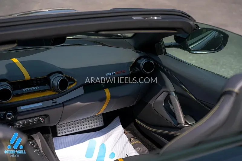 فيراري 812 جي تي إس 2021 for Sale in الشارقة Image-16