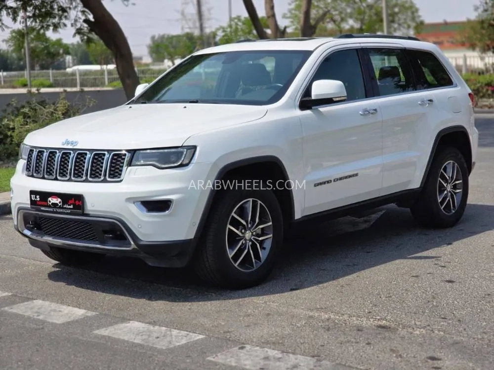 Jeep Grand Cherokee 2018 for Sale in Dubai Image-2