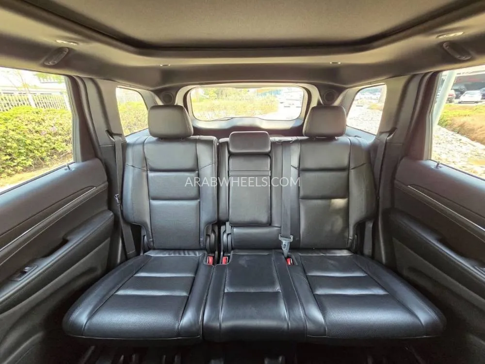 Jeep Grand Cherokee 2018 for Sale in Dubai Image-13