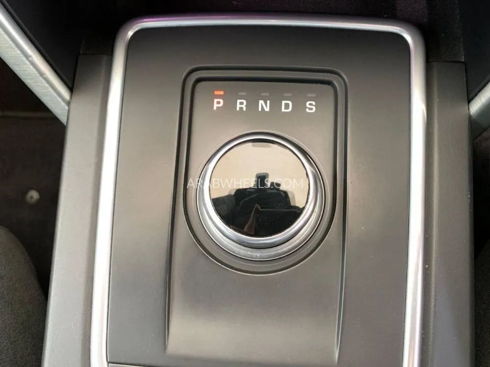 Land Rover Discovery 2016 for Sale in Dubai Image-24