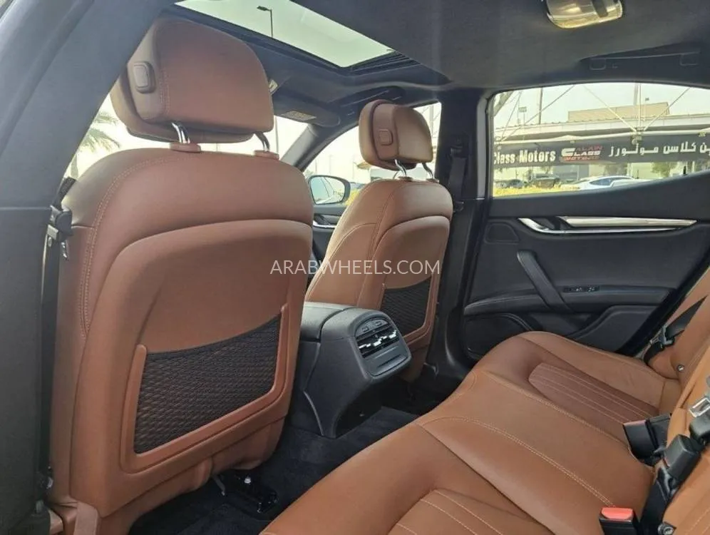 Maserati Ghibli 2021 for Sale in Dubai Image-10