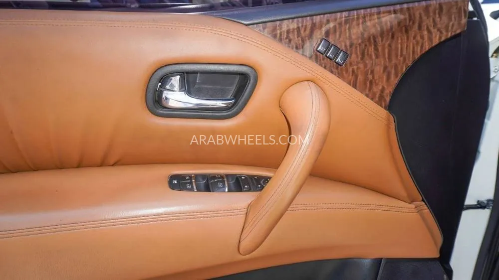 Nissan Patrol 2014 for Sale in Sharjah Image-9