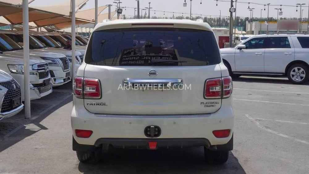 Nissan Patrol 2014 for Sale in Sharjah Image-16
