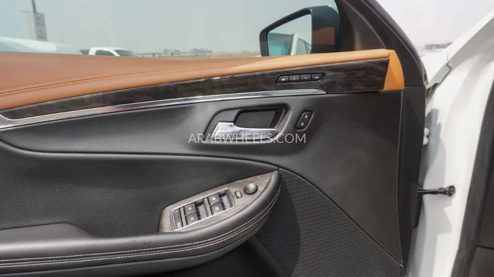 Chevrolet Impala 2016 for Sale in Sharjah Image-7
