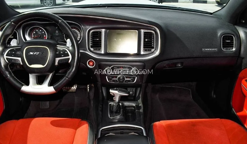 Dodge Charger 2015 for Sale in Sharjah Image-5