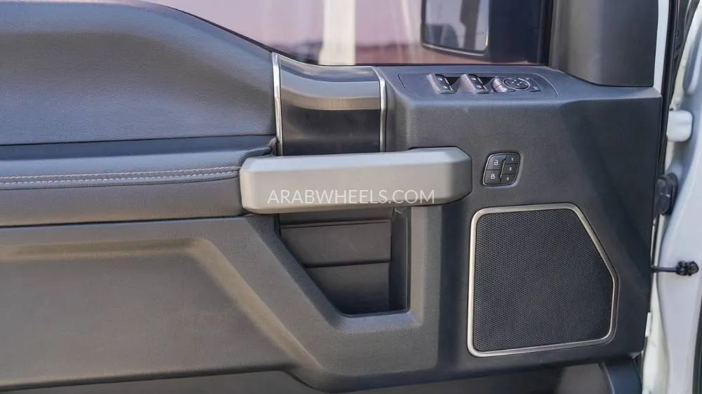 Ford F 150 2020 for Sale in Sharjah Image-9