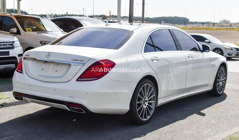 Mercedes Benz CLS Class 2015 for Sale in Sharjah Image-15