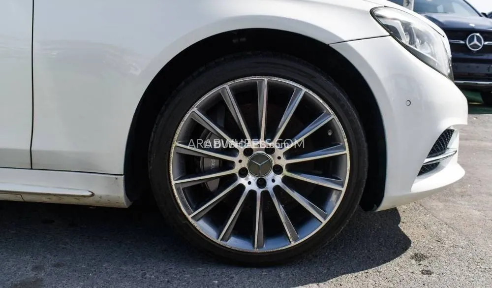 Mercedes Benz CLS Class 2015 for Sale in Sharjah Image-16