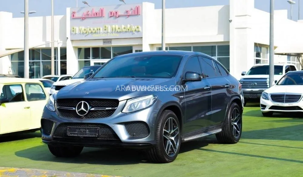 Mercedes Benz GLE Class 2017 for Sale in Sharjah Image-3