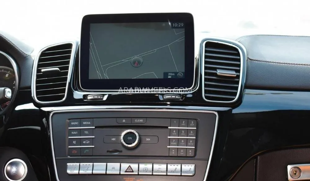 Mercedes Benz GLE Class 2017 for Sale in Sharjah Image-9