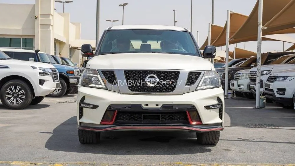 Nissan Patrol 2018 for Sale in Sharjah Image-2