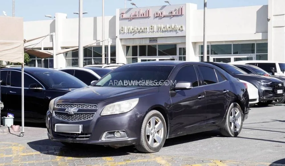 Chevrolet Malibu 2014 for Sale in Sharjah Image-3