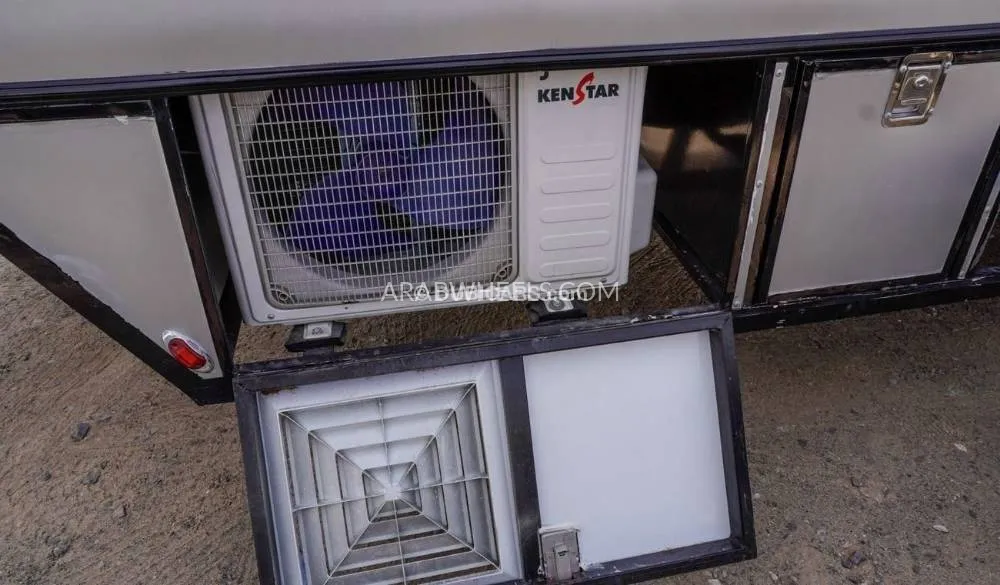 GMC Sierra 2010 for Sale in Sharjah Image-13