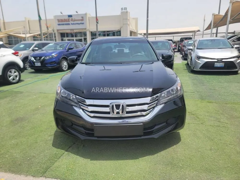 Honda Accord 2015 for Sale in Sharjah Image-2