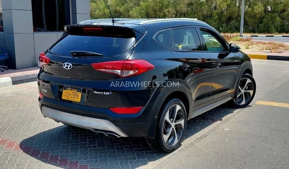 Hyundai Tucson 2017 for Sale in Sharjah Image-6