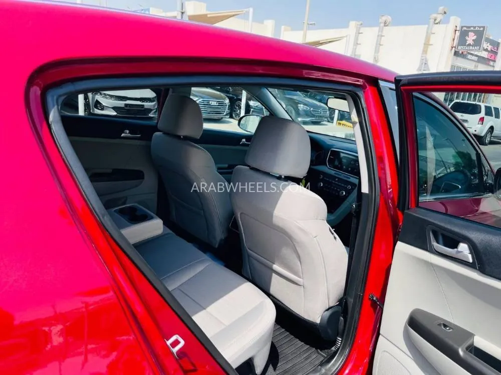 Kia Sportage 2020 for Sale in Sharjah Image-17