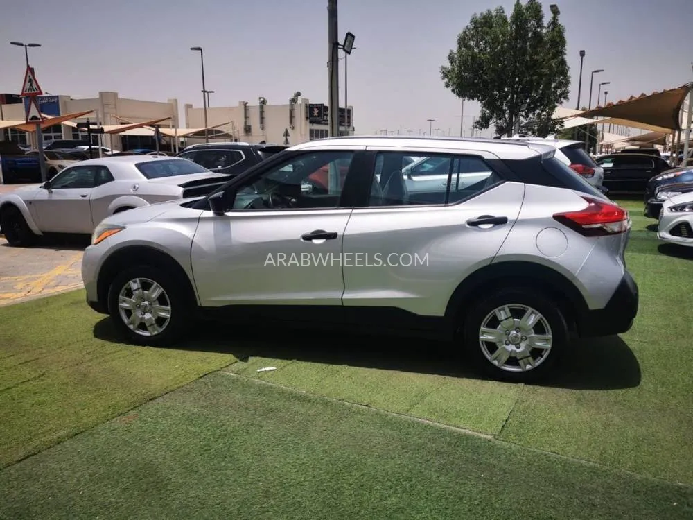 Nissan Kicks 2020 for Sale in Sharjah Image-7
