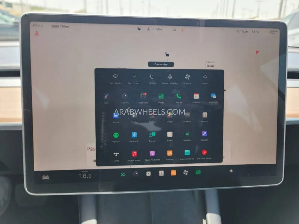 Tesla Model 3 2023 for Sale in Sharjah Image-13