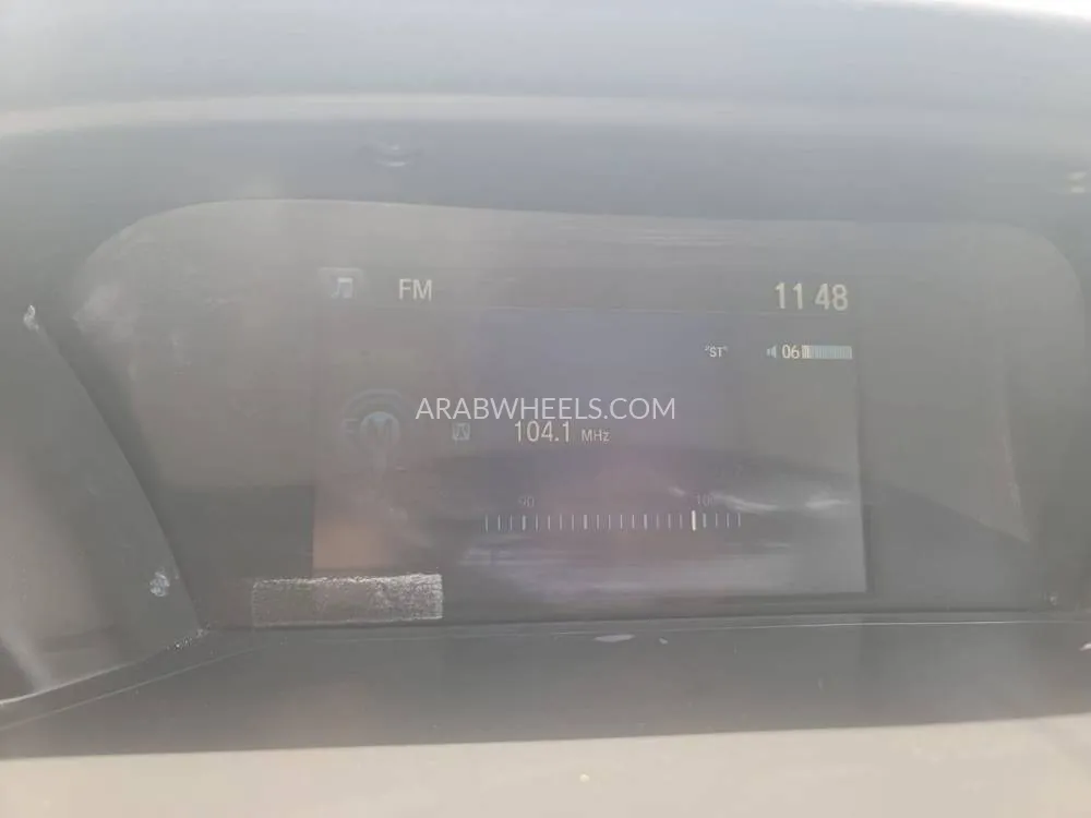 Honda Accord 2015 for Sale in Sharjah Image-19