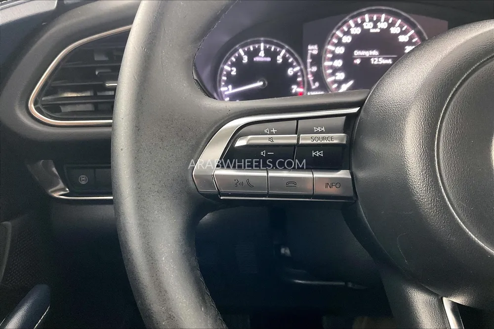 مازدا CX 30 2022 for Sale in الشارقة Image-20