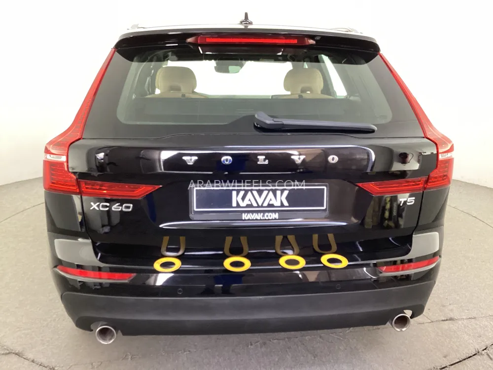 فولفو إكس سي 60 2020 for Sale in دبي Image-25