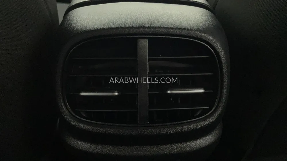 Hyundai Elantra 2023 for Sale in Dubai Image-22