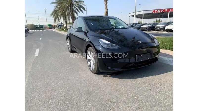 Tesla Model Y 2022 for Sale in Dubai Image-3