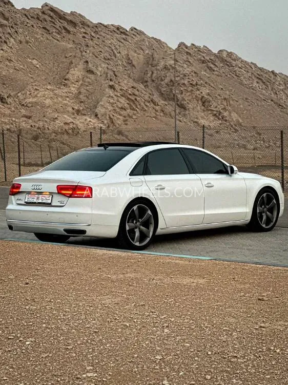 Audi A8 2014 for Sale in Abu Dhabi Image-8