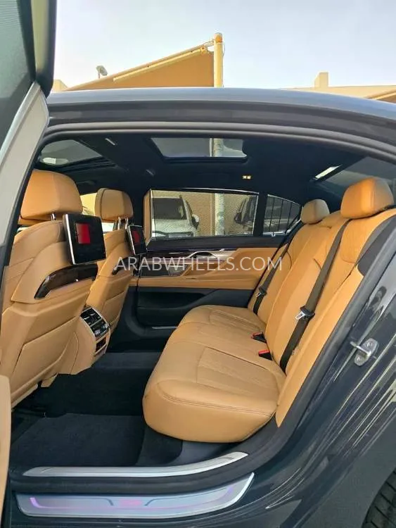 BMW 7 series 2022 for Sale in Sharjah Image-12