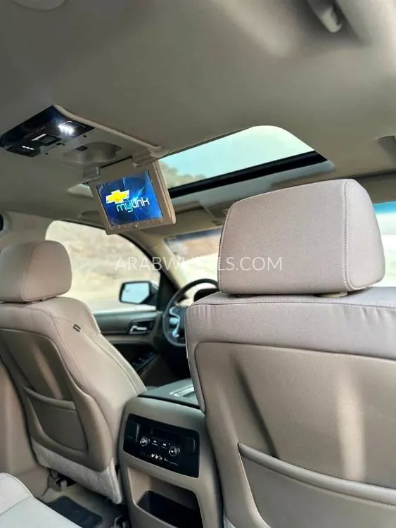 Chevrolet Tahoe 2015 for Sale in Abu Dhabi Image-18