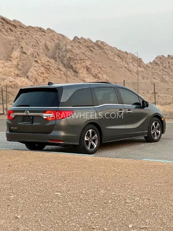 Honda Odyssey 2019 for Sale in Abu Dhabi Image-8