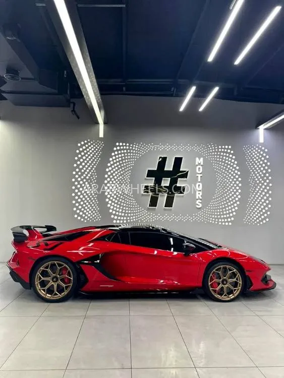 Lamborghini Aventador 2021 for Sale in Dubai Image-12