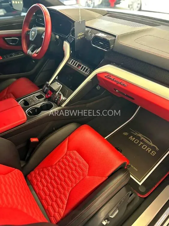 Lamborghini Urus 2021 for Sale in Dubai Image-2