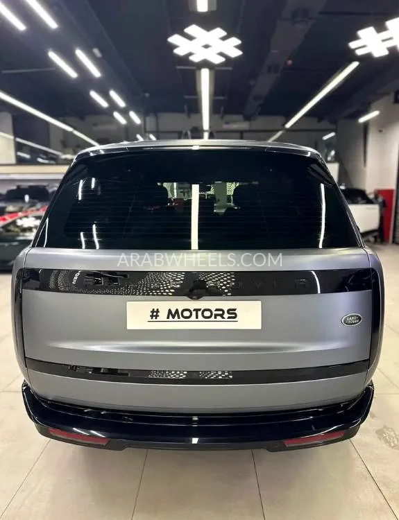 Land Rover Range Rover 2023 for Sale in Dubai Image-3